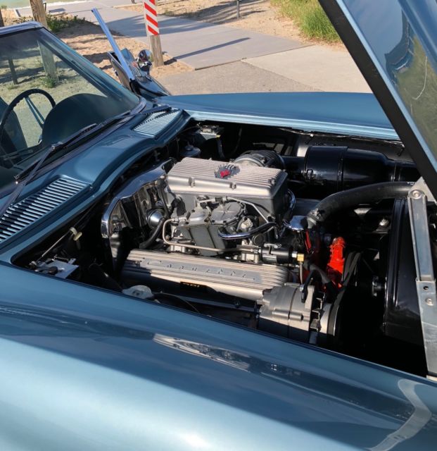 1963 Chevrolet Corvette Convertible - photo 5