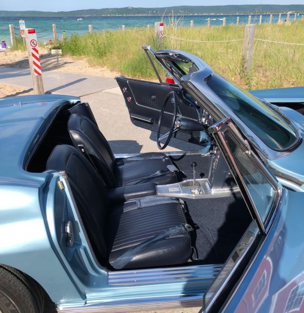 1963 Chevrolet Corvette Convertible - photo 7