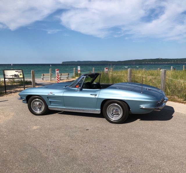 1963 Chevrolet Corvette Convertible - photo 9