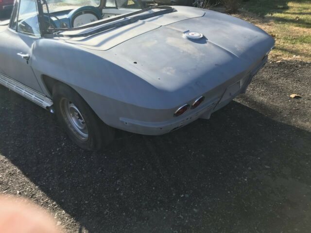 1963 Chevrolet Corvette Stingray Convertible - photo 4