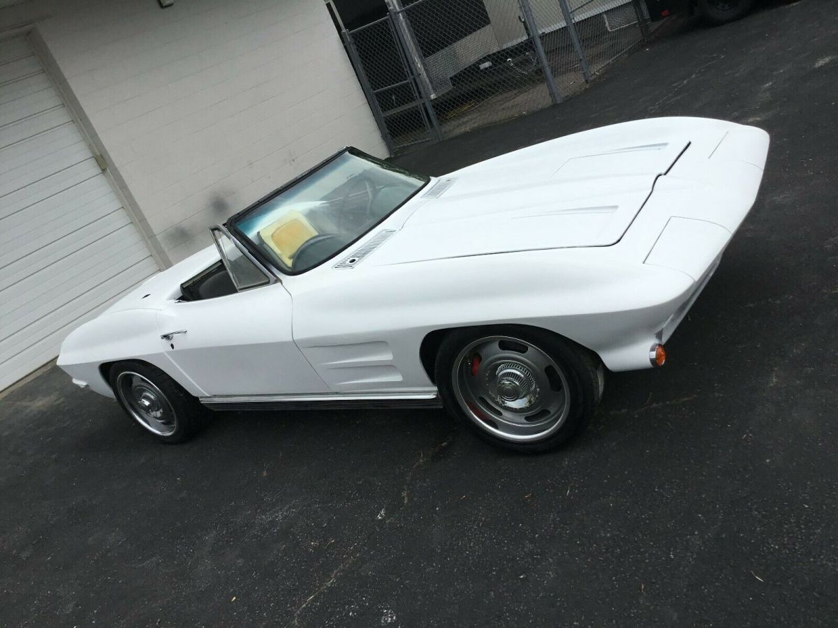 1963 Chevrolet Corvette Coupe - photo 3