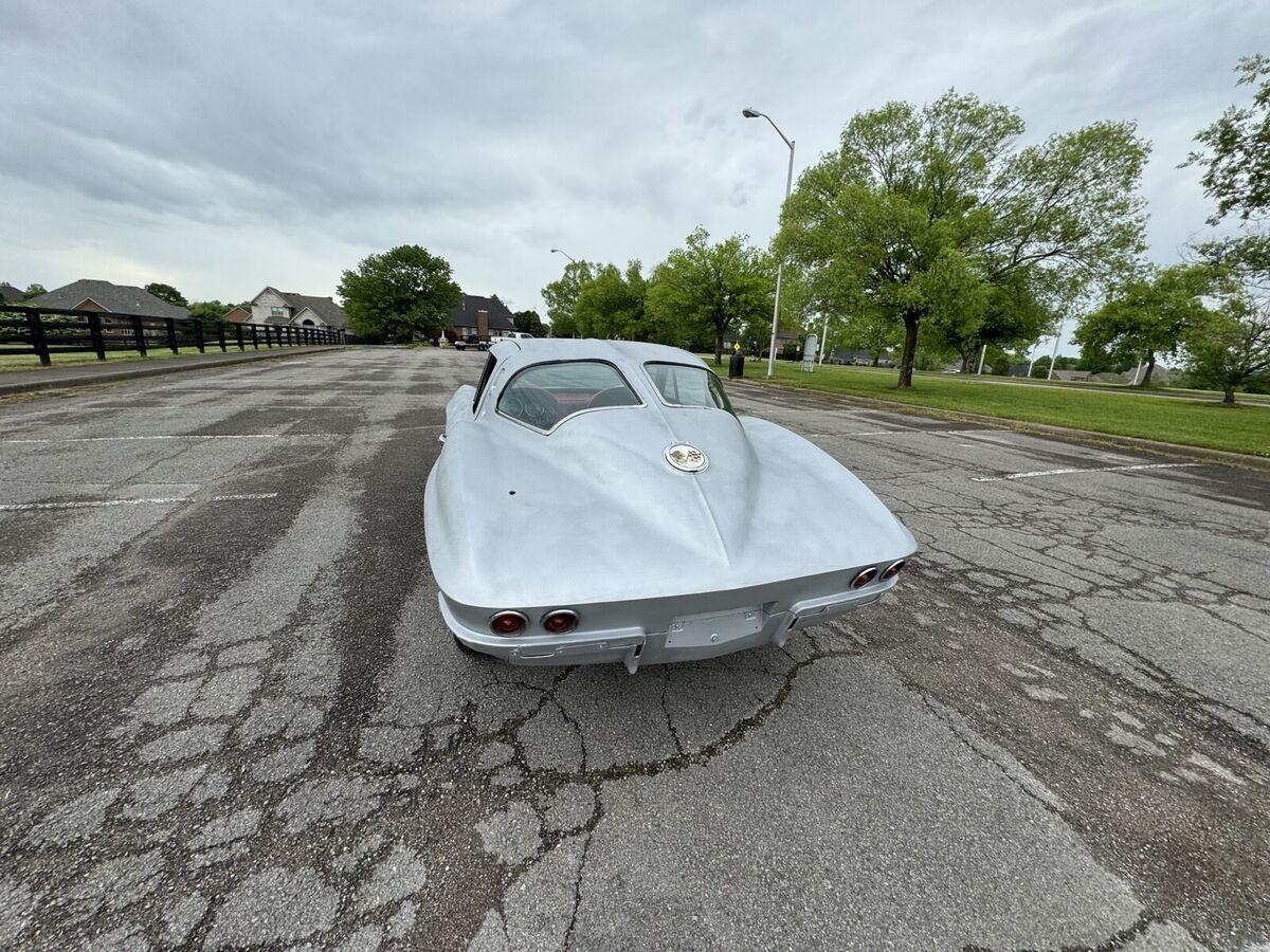 1963 Chevrolet Corvette - photo 11