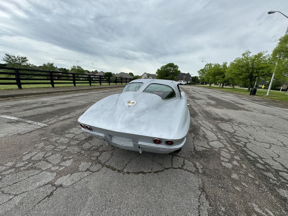 1963 Chevrolet Corvette - photo 13