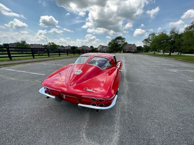 1963 Chevrolet Corvette - photo 12