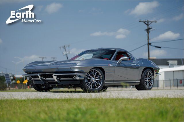 1963 Chevrolet Corvette CRC Split Window Full Carbon Fiber Body Custom 5710 Mile 1963 Chevrolet Corvette CRC Split Window Full Carbon Fiber Body Custom