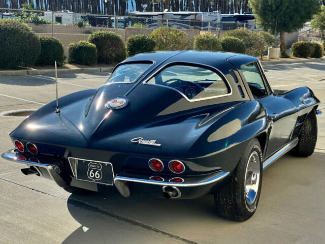 1963 Chevrolet Corvette NO RESERVE - photo 4