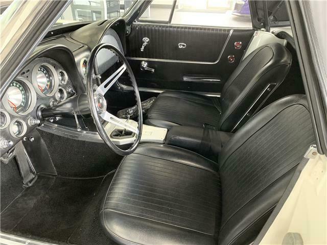 1963 Chevrolet Corvette Fuel-Injected - photo 5