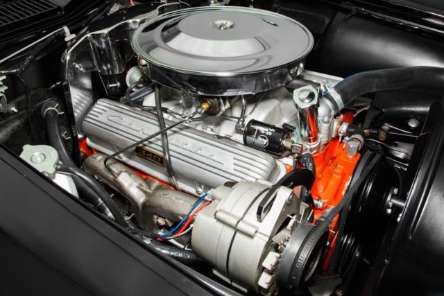 1963 Chevrolet Corvette NCRS TopFlight Winner - photo 8