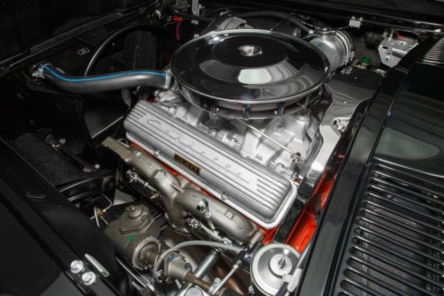 1963 Chevrolet Corvette NCRS TopFlight Winner - photo 9