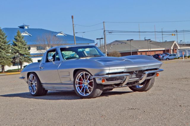 1963 Chevrolet Corvette - photo 3