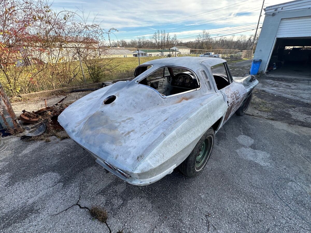 1963 Chevrolet Corvette - photo 9