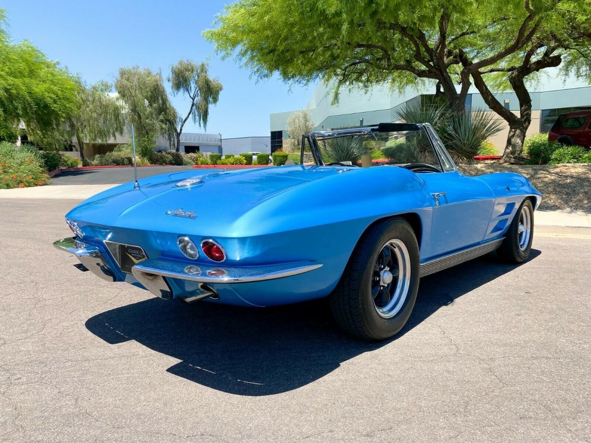 1963 Chevrolet Corvette Convertible - photo 4