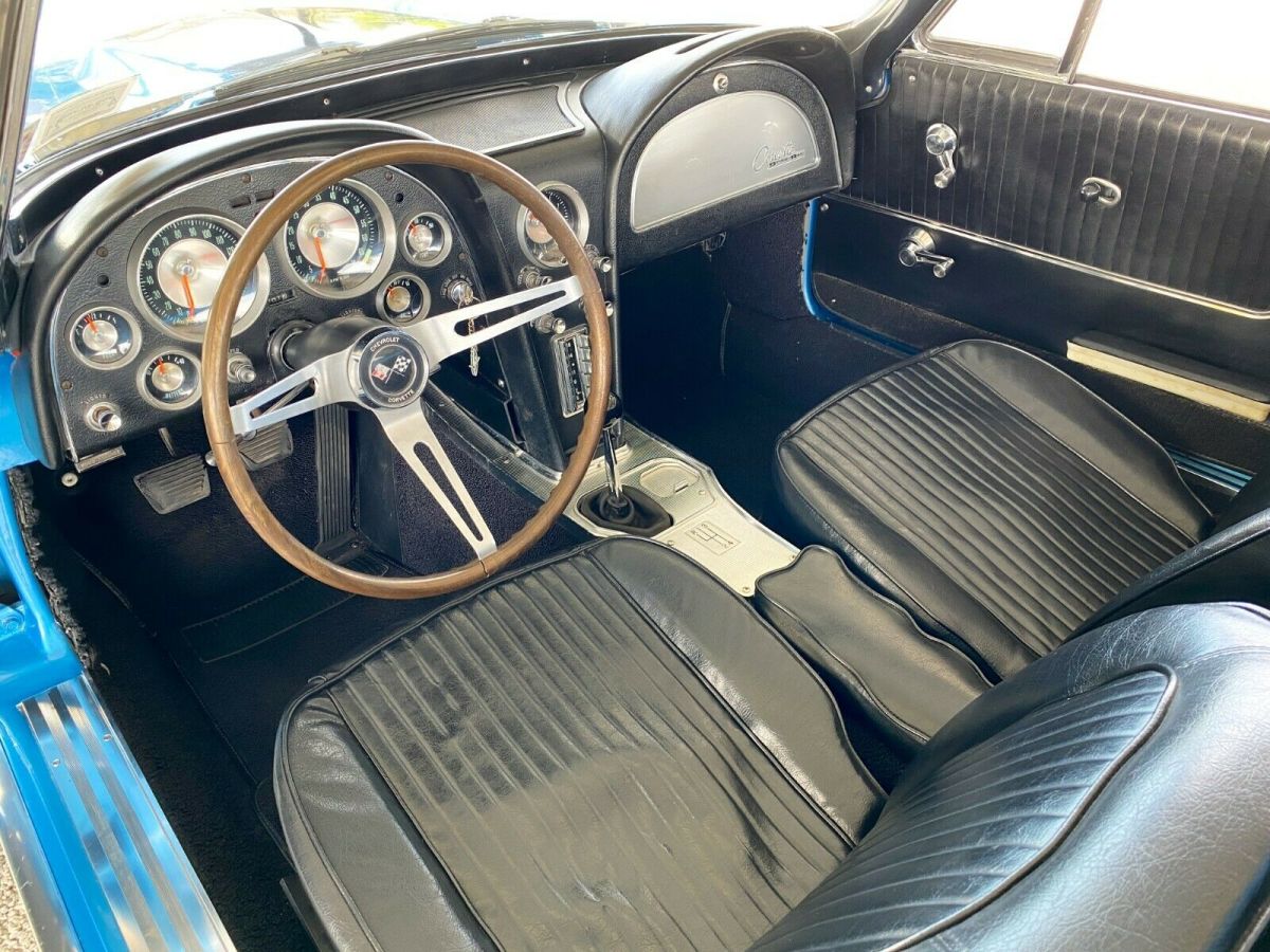 1963 Chevrolet Corvette Convertible - photo 7