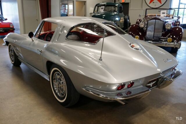 1963 Chevrolet Corvette Stingray - photo 9