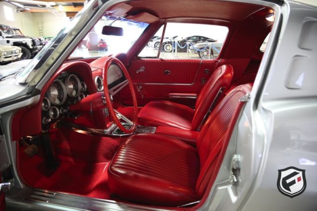 1963 Chevrolet Corvette - photo 10