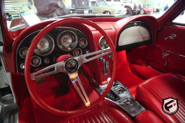 1963 Chevrolet Corvette - photo 12