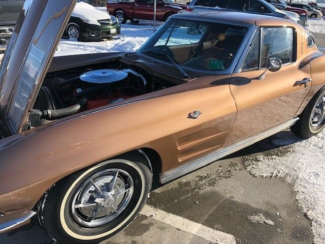 1963 Chevrolet Corvette 2 Door Coupe - photo 6