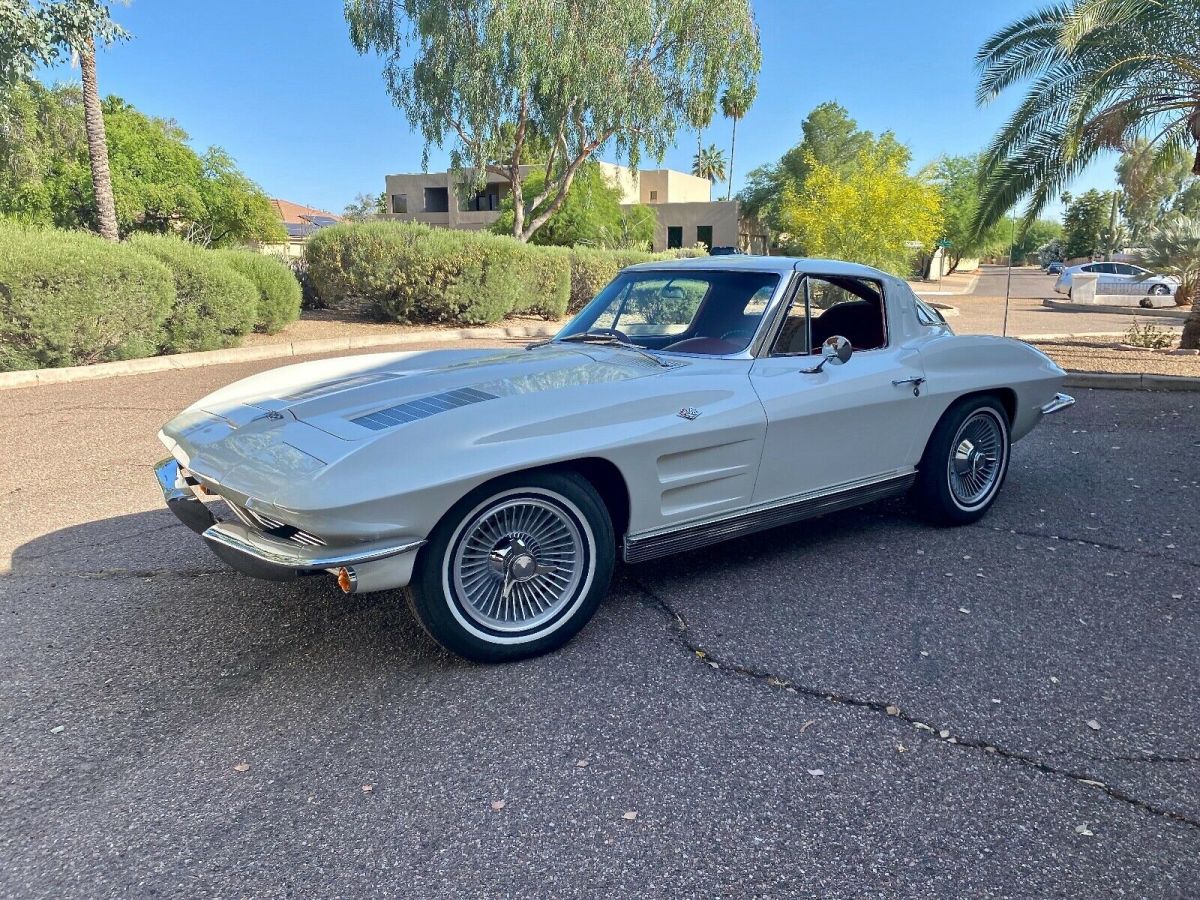 1963 Chevrolet Corvette Split Window Coupe - photo 4
