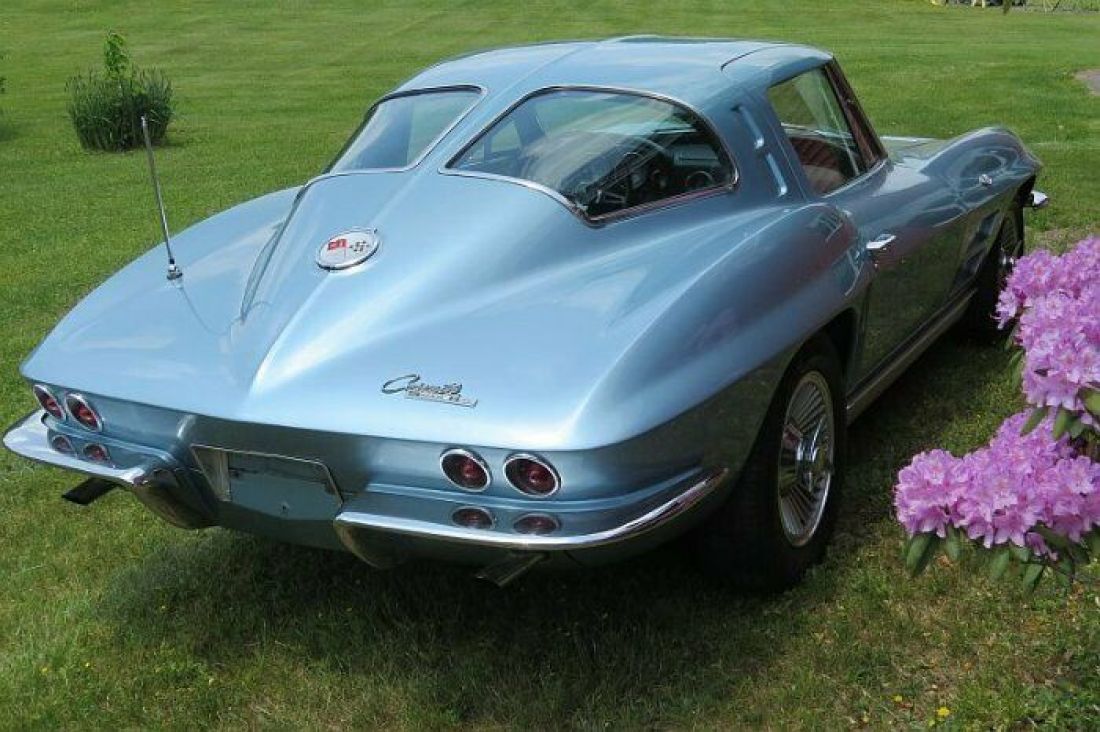 1963 CHEVROLET CORVETTE SPLIT WINDOW COUPE ORIGINAL IN BARN RARE 1963 Chevrolet Corvette Split Window