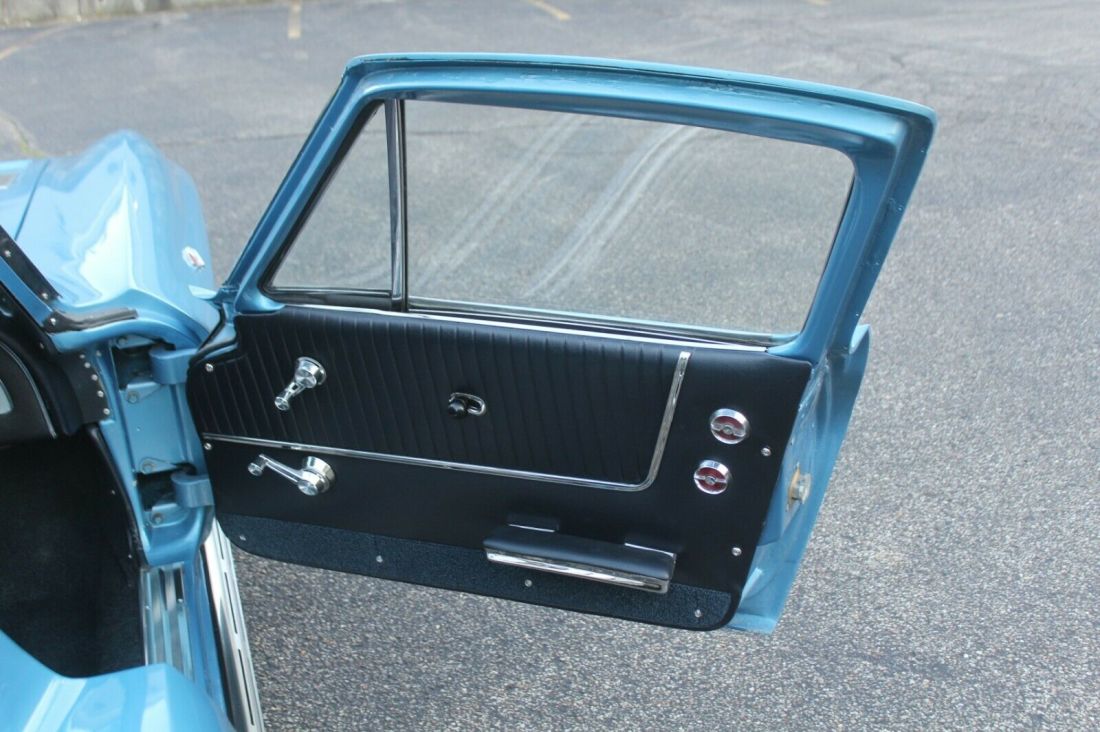 1963 Chevrolet Corvette Split Window - photo 11