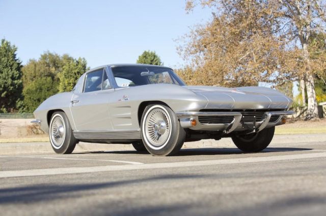 1963 Chevrolet Corvette stingray - photo 5