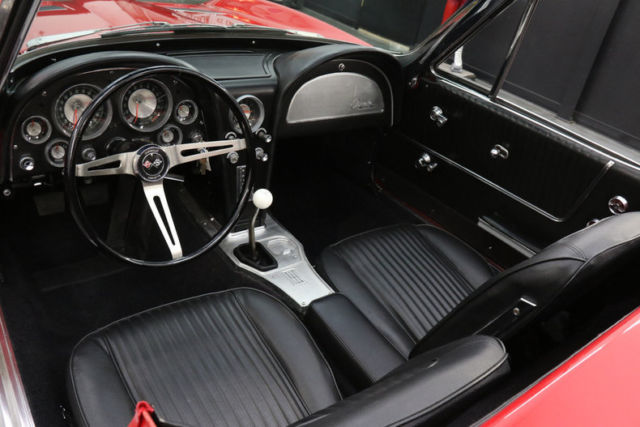 1963 Chevrolet Corvette Sting Ray - photo 9