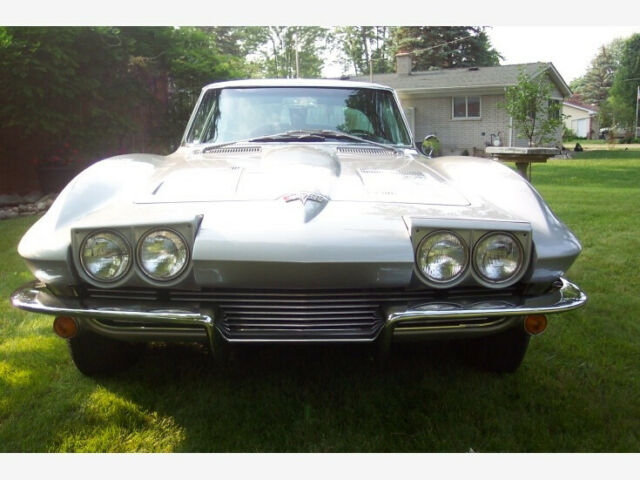 1963 Chevrolet Corvette - photo 11