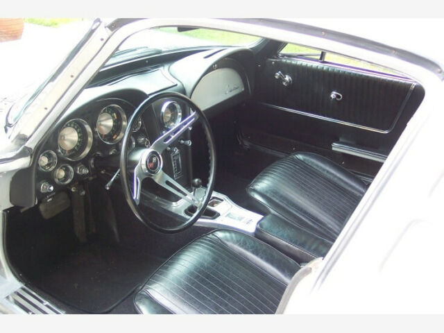 1963 Chevrolet Corvette - photo 2