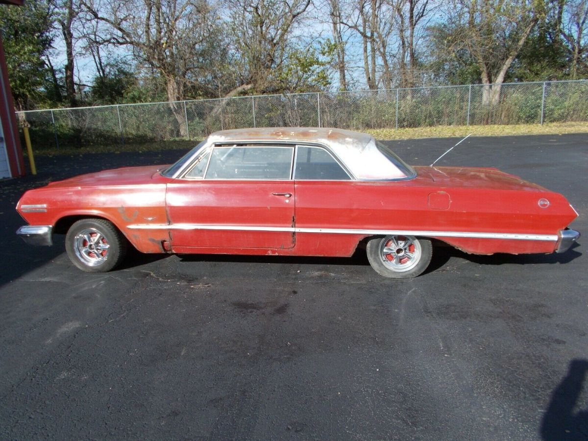1963 Chevrolet Impala impala cloth/vinyl interior bench seat original - photo 3