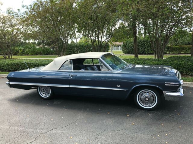1963 Chevrolet Impala Convertible - photo 4