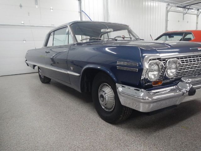 1963 Chevrolet Impala HT - photo 2