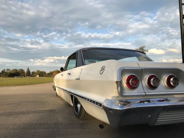 1963 Chevrolet Impala Sport Sedan - photo 4