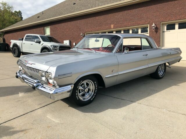 1963 Chevrolet Impala SS 409 425hp QB Dual Quad 4sp Restored Numbers Matching 1963 Chevrolet Impala SS