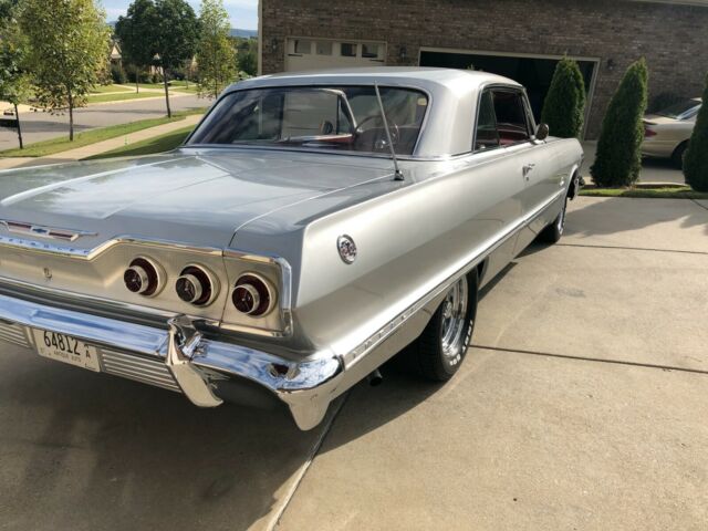1963 Chevrolet Impala SS - photo 5