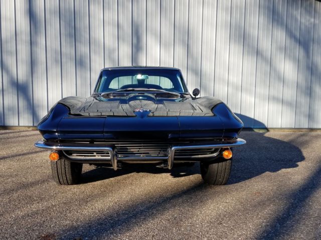 1963 Chevrolet Corvette coupe - photo 12