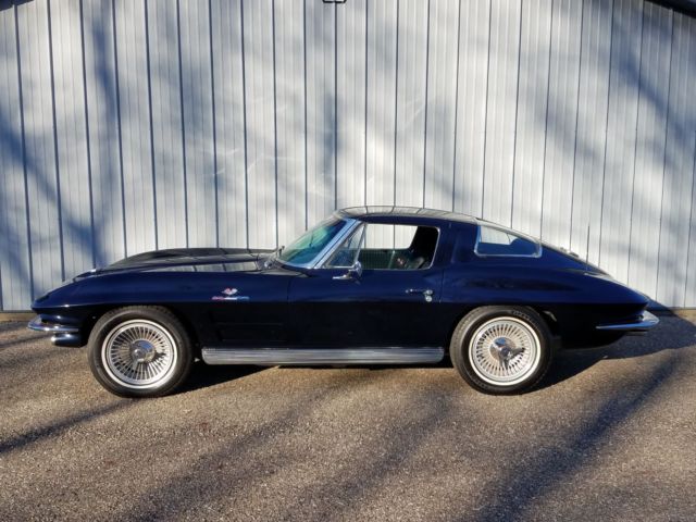 1963 Chevrolet Corvette coupe - photo 2