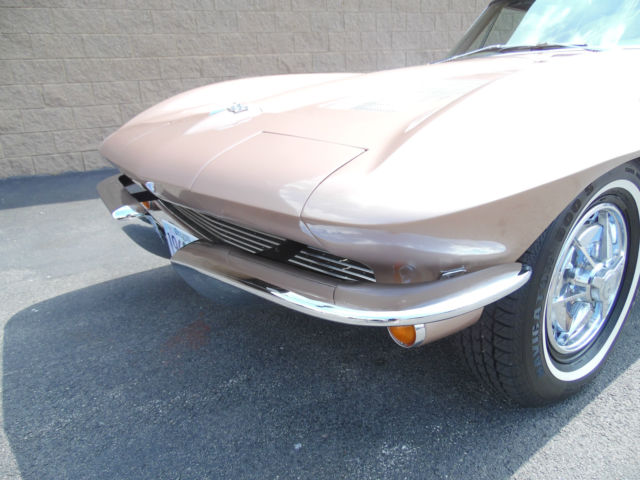 1963 Chevrolet Corvette - photo 2