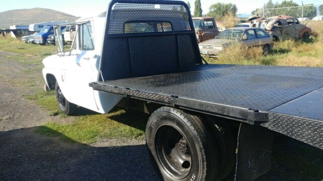 1963 Chevrolet C30 - photo 12