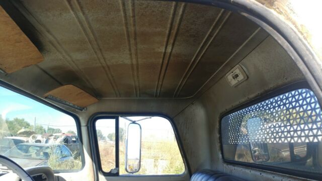 1963 Chevrolet C30 - photo 4