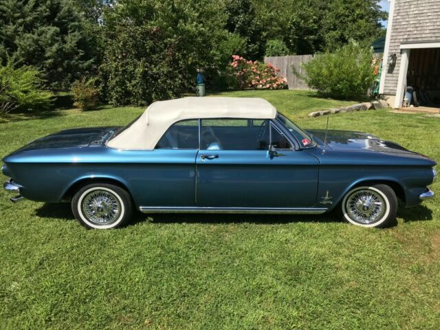 1963 Chevrolet Corvair Spyder - photo 2