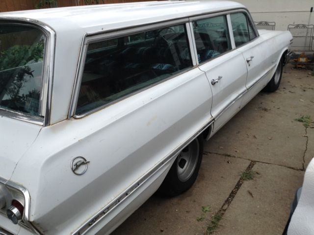1963 Chevrolet Impala 4dr - photo 3