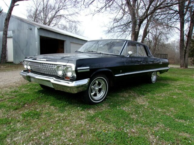 1963 CHEVY IMPALA HARDTOP LOW MILEAGE V-8 SUPER NICE AND RESTORED NO RESERVE 1963 Chevrolet Impala