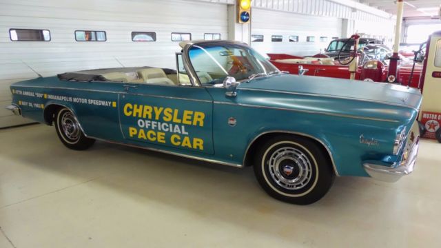 1963 Chrysler 300 Series Pace Car - photo 2