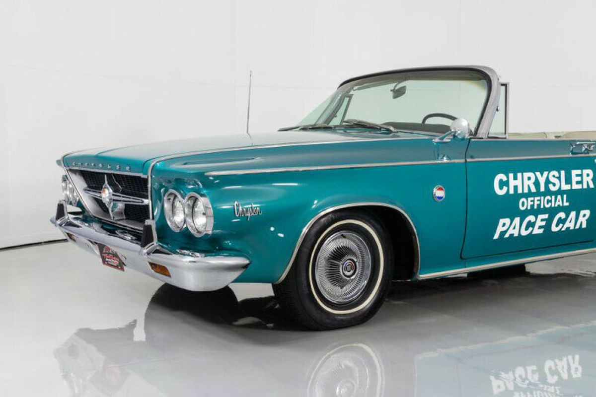 1963 Chrysler 300 Series Pace Car 9,969 Original Miles - photo 6