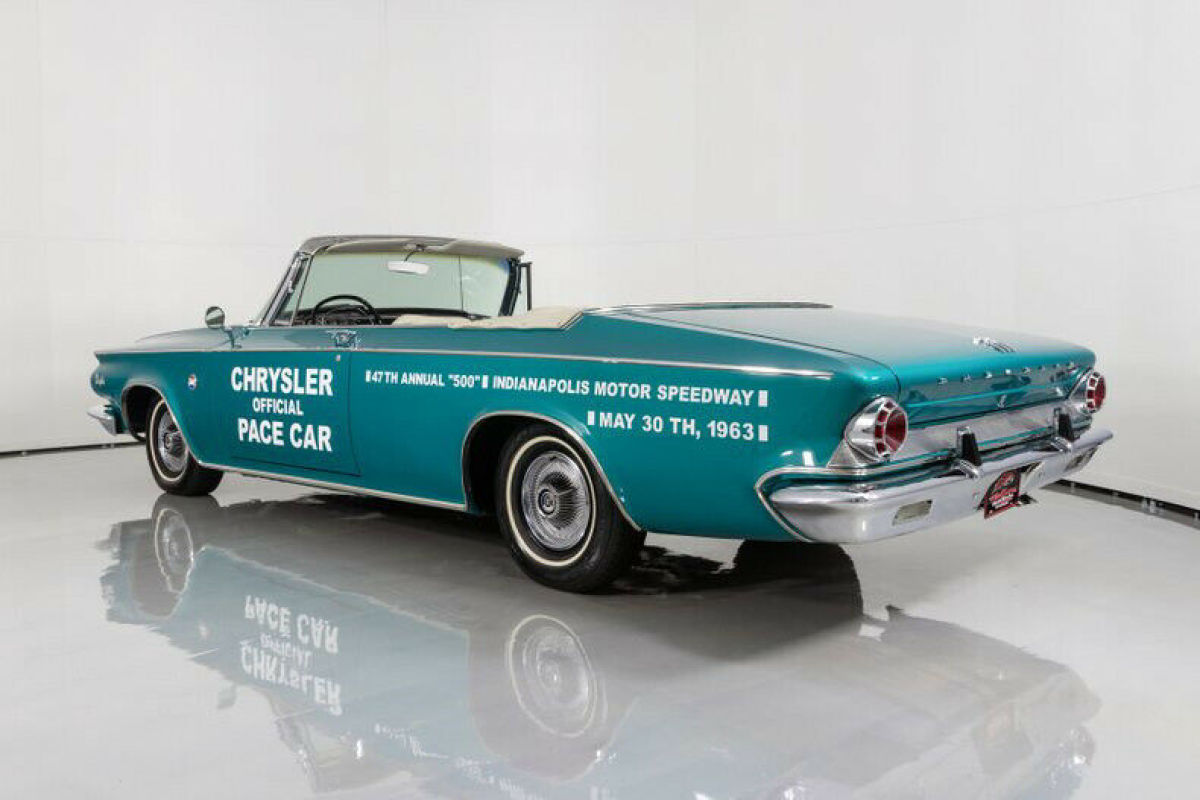 1963 Chrysler 300 Series Pace Car 9,969 Original Miles - photo 8