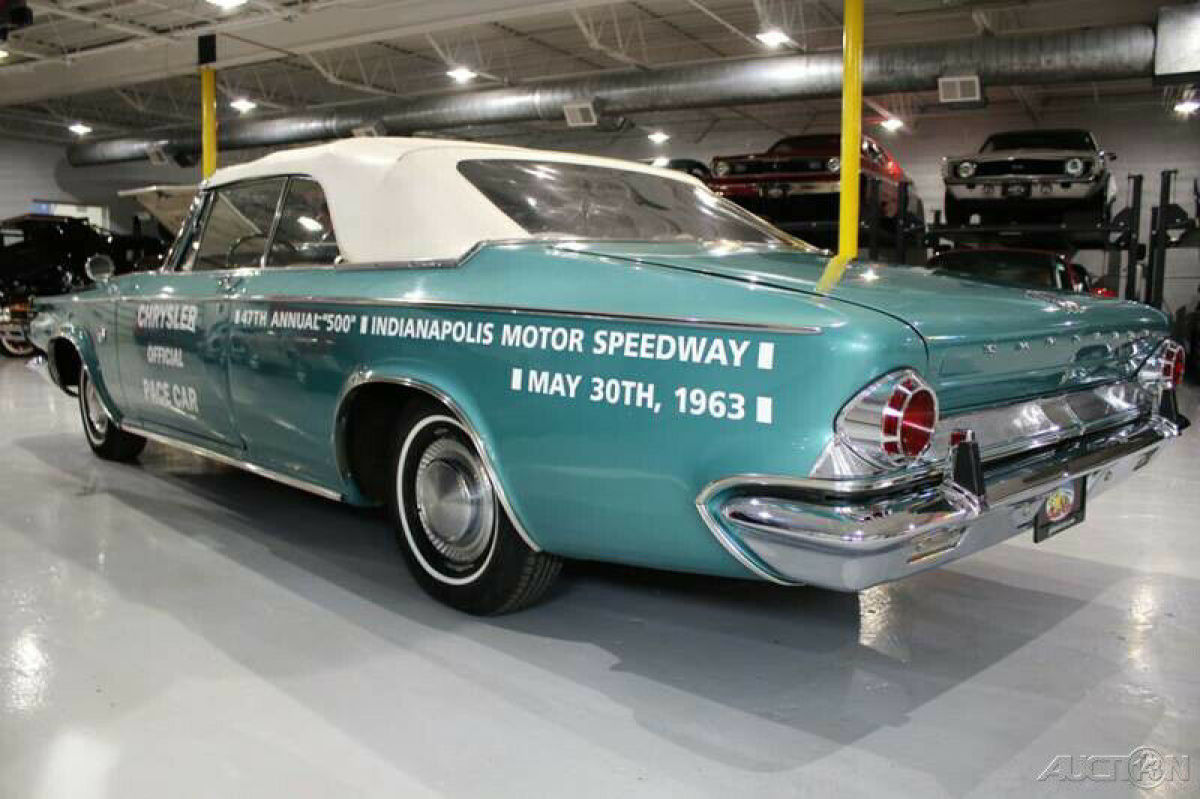 1963 Chrysler 300 Series Pace Setter Pace Car - photo 4