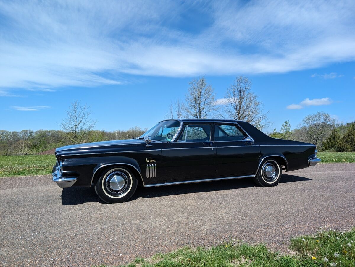 1963 Chrysler New Yorker Deluxe Sedan Formal Black-Madison Grey 413ci V8 Auto - photo 6
