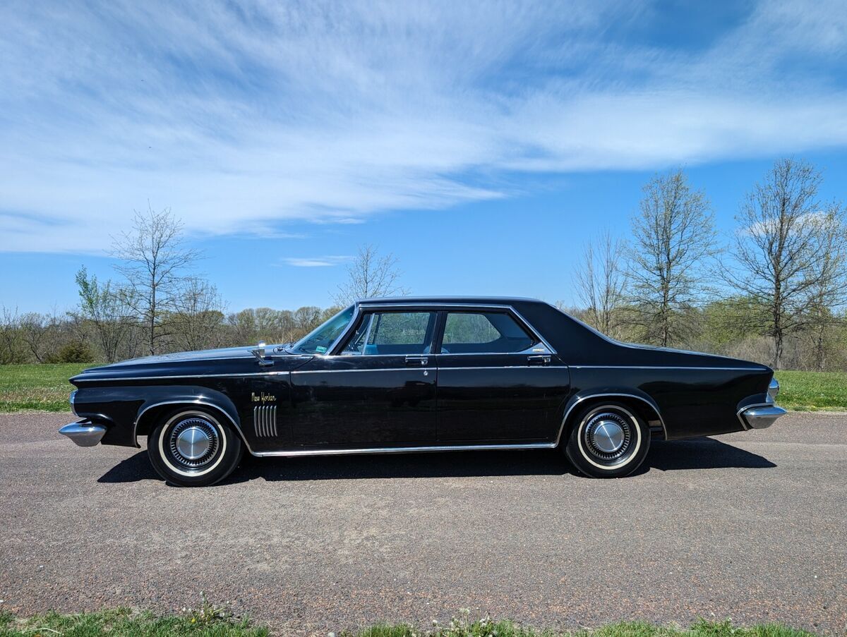 1963 Chrysler New Yorker Deluxe Sedan Formal Black-Madison Grey 413ci V8 Auto - photo 7