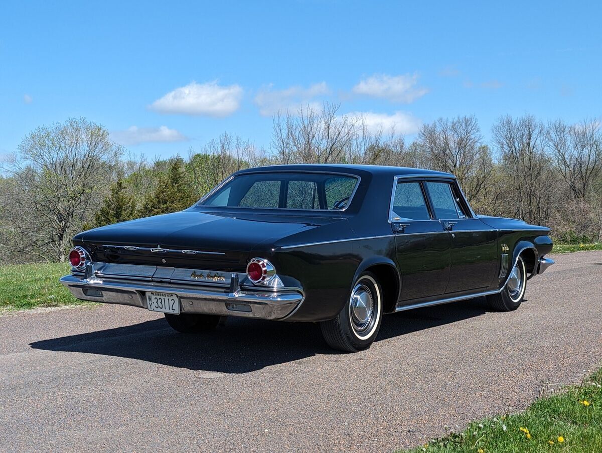 1963 Chrysler New Yorker Deluxe Sedan Formal Black-Madison Grey 413ci V8 Auto - photo 8