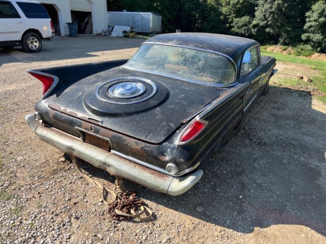 1963 Chrysler Saratoga